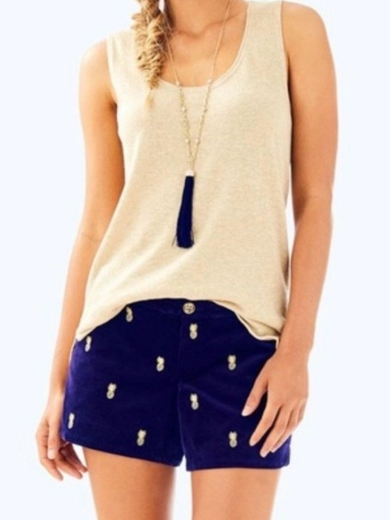 Lilly Pulitzer Pants - Lilly Pulitzer Adie Short Embroidered Pineapple